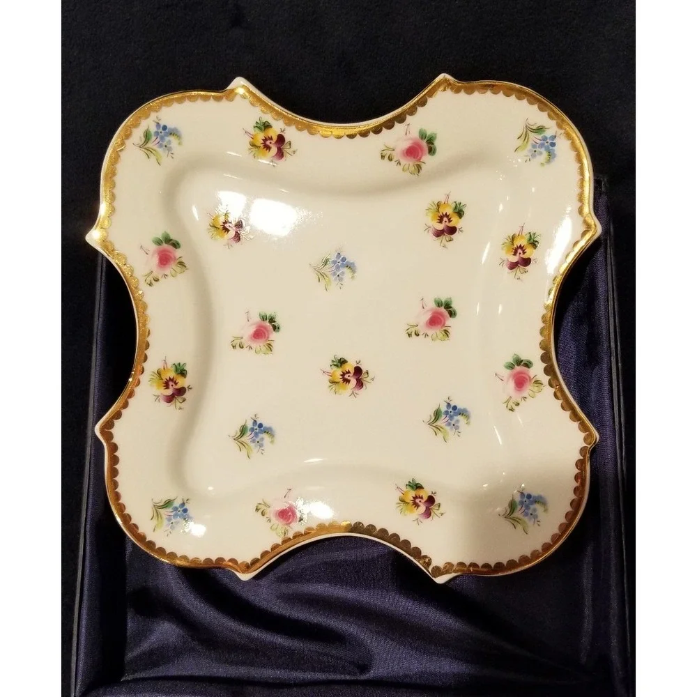 Vintage I.Godinger & Co. Rosebud Porcelain Plates Flowers Collection Set of 4